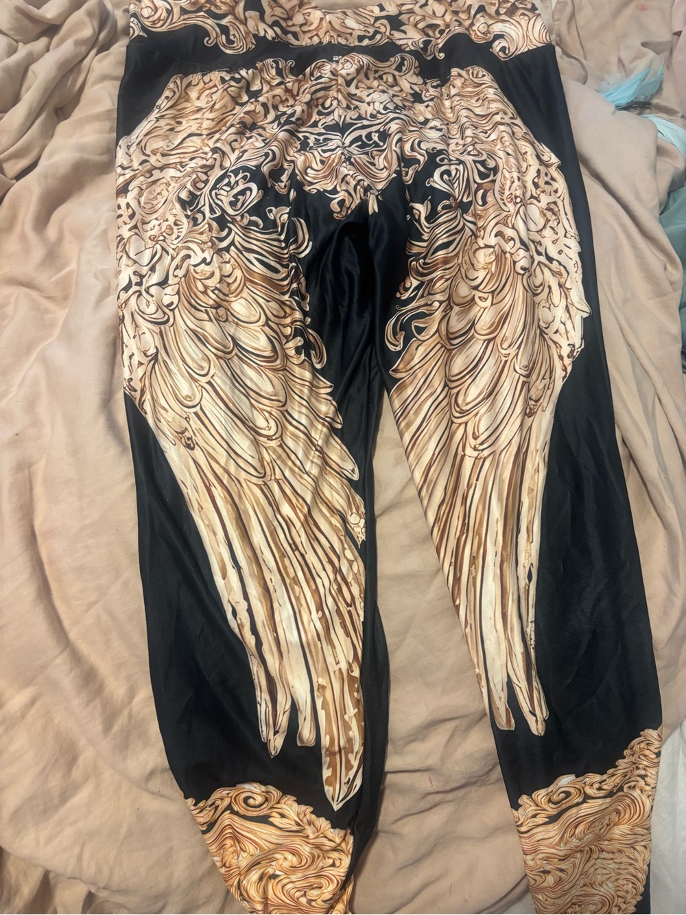 Black & Gold Wing-Print Women's Leggings